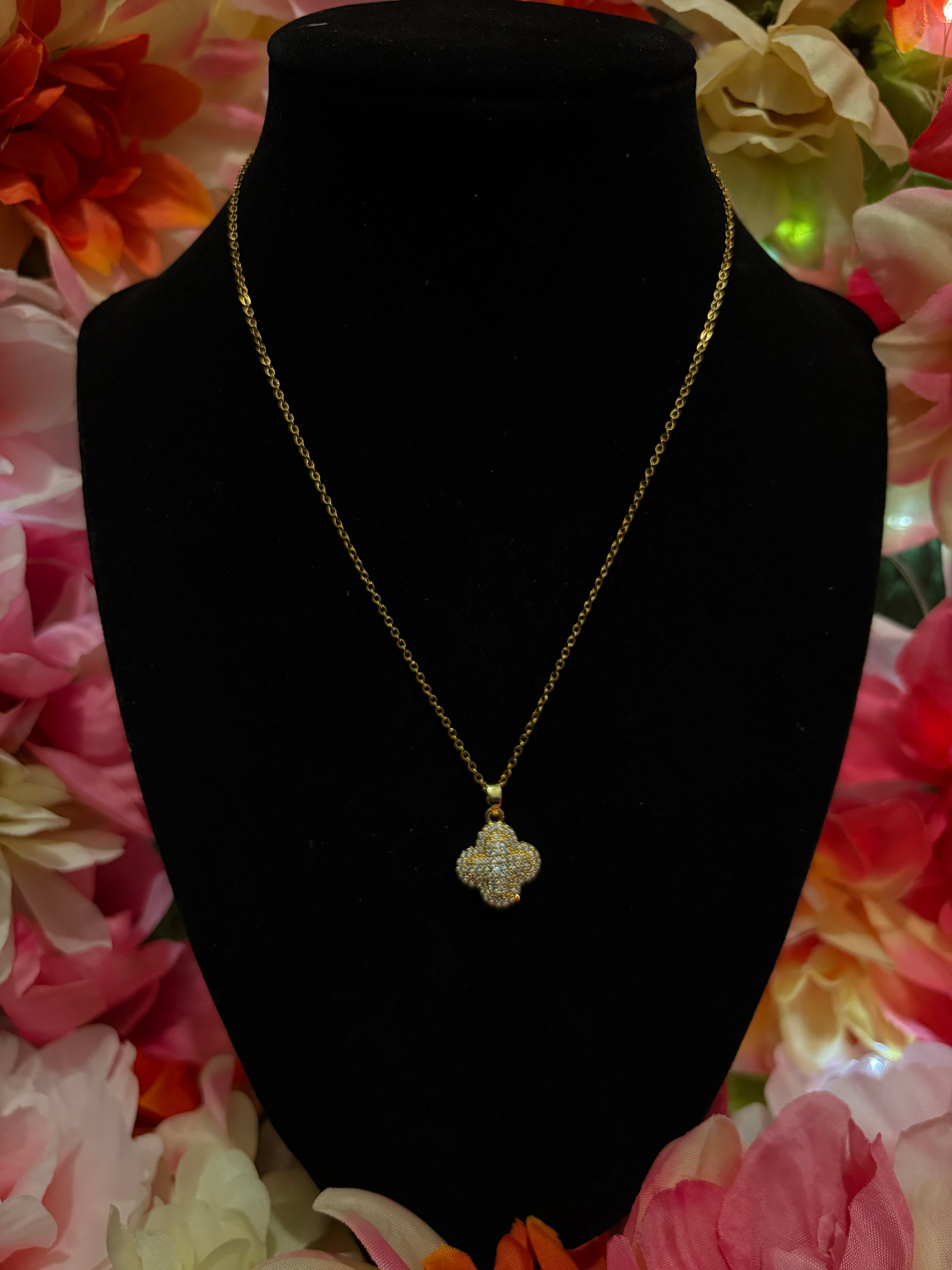 Clover Necklace